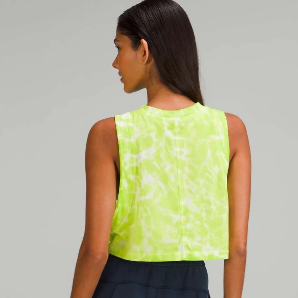 NWT lululemon athletica All Yours Cropped Tank Top Tie Dye Eccentric Lime Sz 8